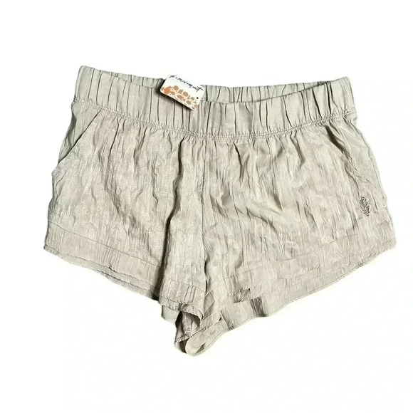 NWT Free People Movement Let's Go Out shorts khaki size medium - Picture 1 of 6
